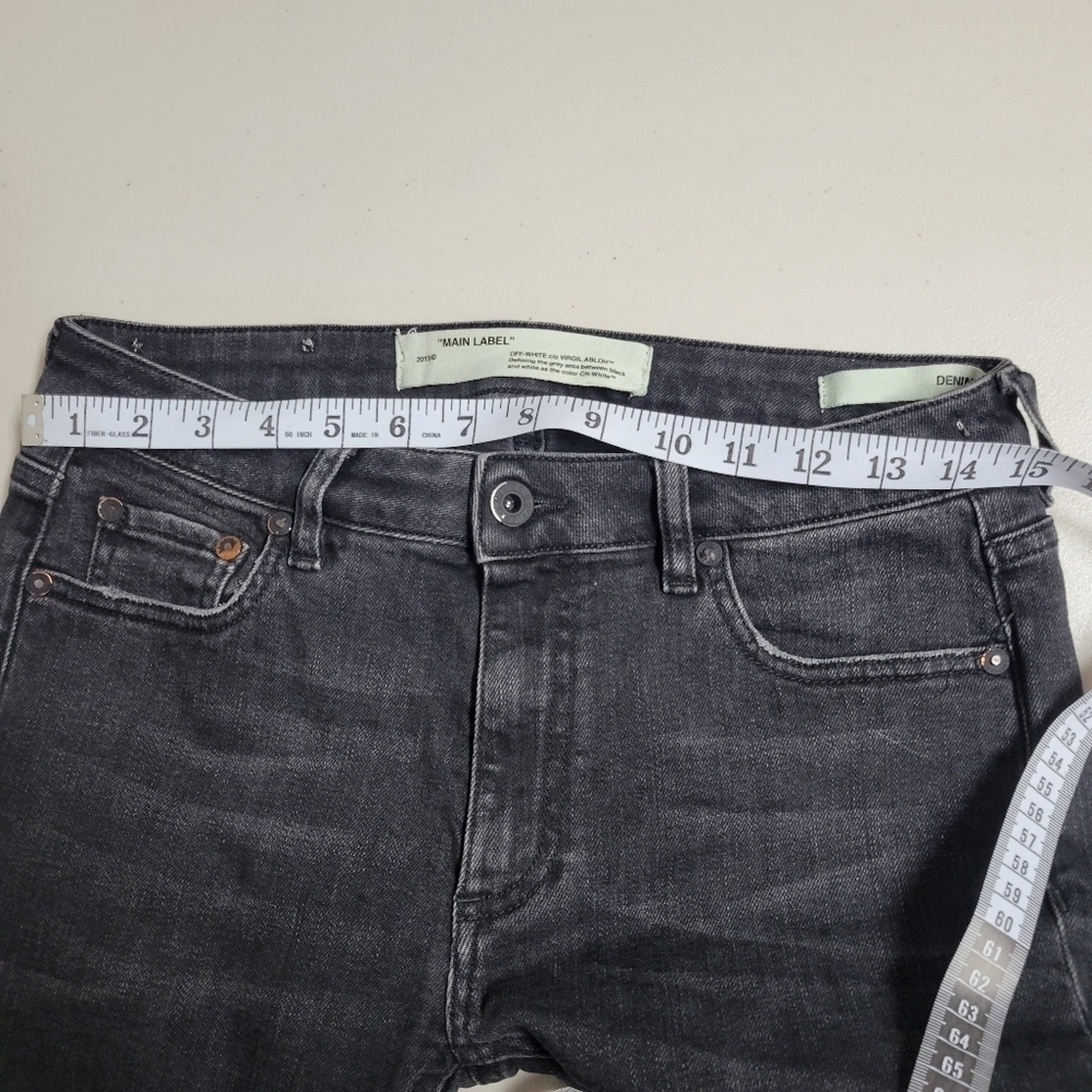 Off-White Main Label c/o Virgil Abloh Floral Embroidered Skinny Jeans. - Picture 8 of 16